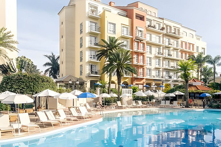 Estúdio Vista Piscina-ILCampanário-Jurerê Interna.