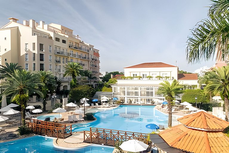 Estúdio Vista Piscina-ILCampanário-Jurerê Interna.