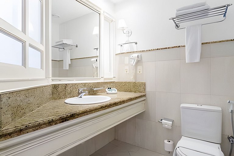 Estúdio Vista Piscina-ILCampanário-Jurerê Interna.