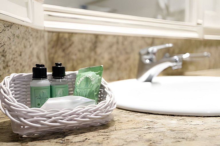 Estúdio Vista Piscina-ILCampanário-Jurerê Interna.