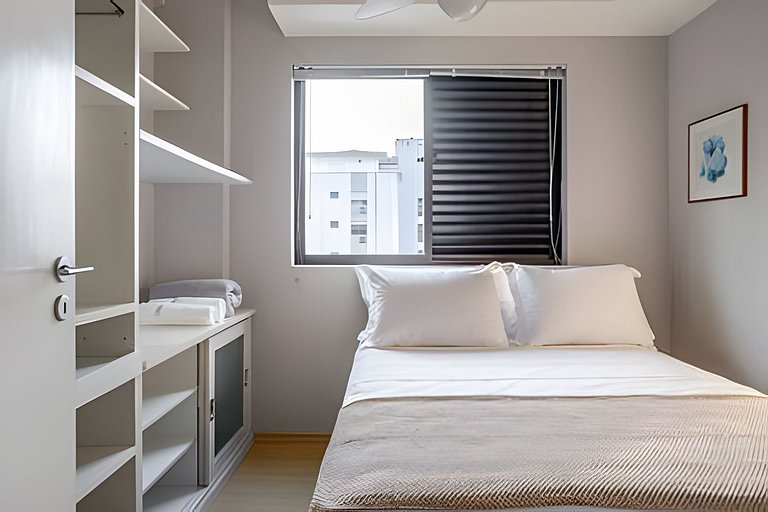 Apto Grande na Região Central de Florianópolis.