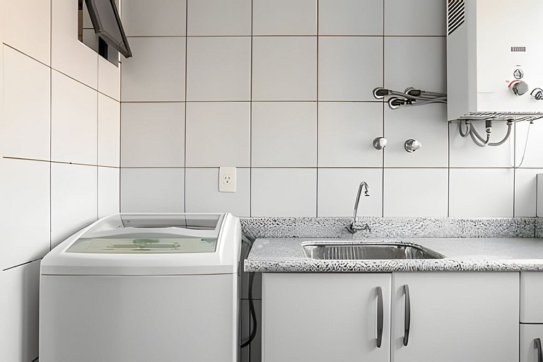 Apto Grande na Região Central de Florianópolis.