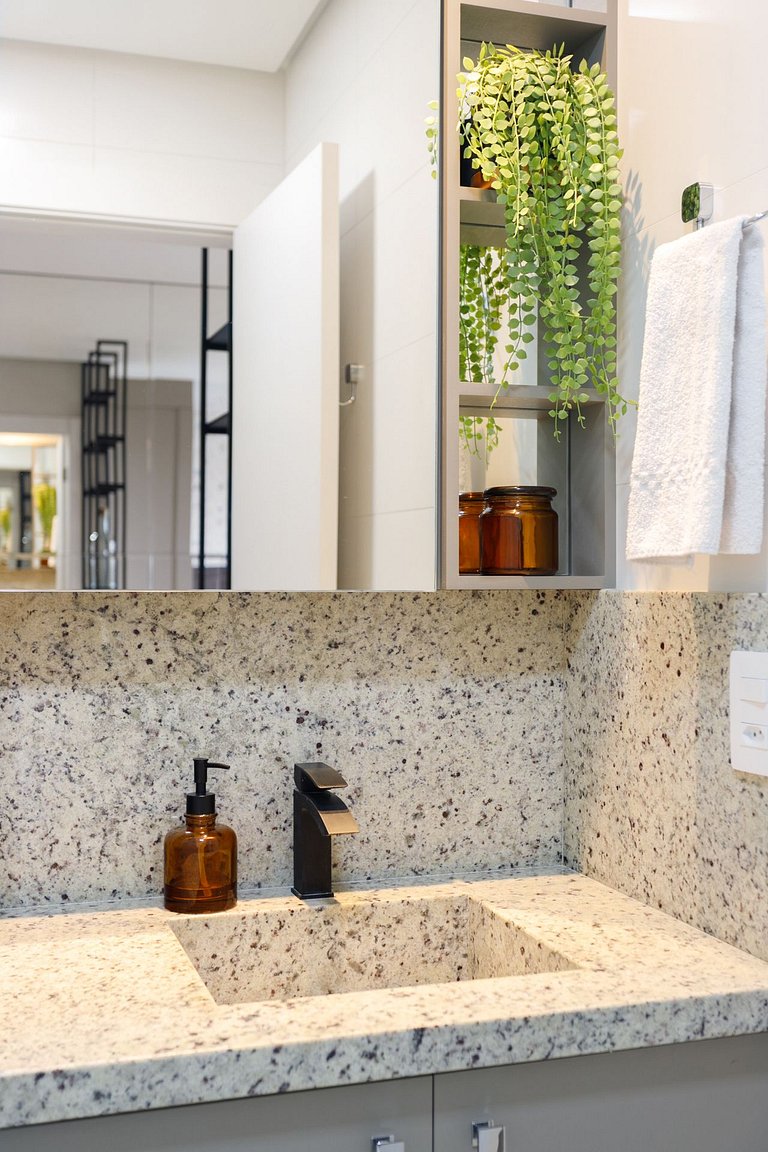 Studio 4 Ed. Milano_Vista Mar_Anexo Pátio Milano