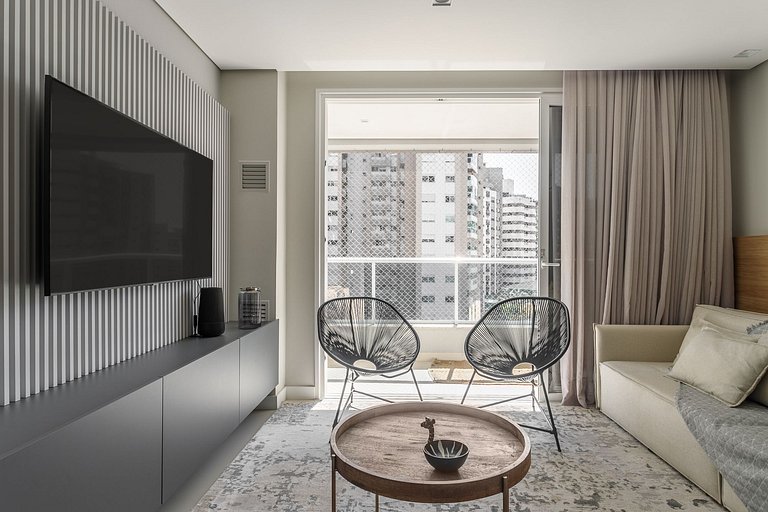 Apto 2 Quartos com Sacada Ed.Jardim Milano