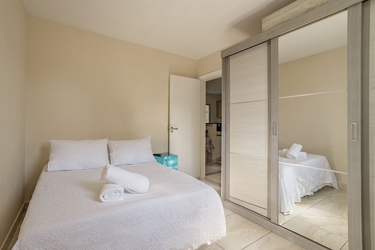 Apto São José Prox. Shopping Itaguaçu/Continente