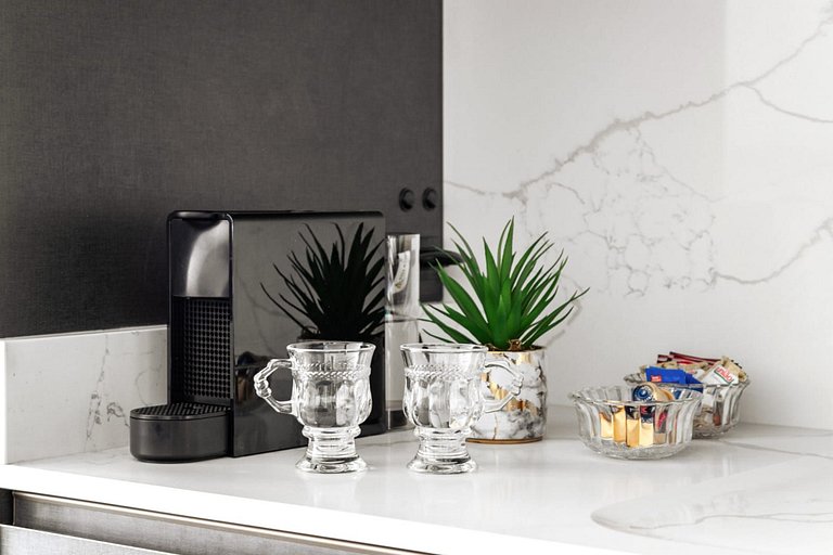 Estúdio 7 Ed. Milano com Sacada