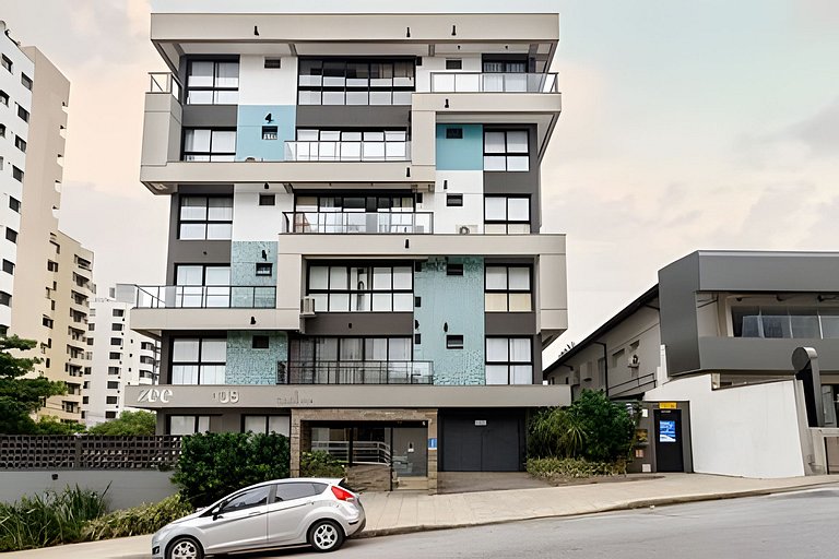 Apto próximo ao shopping Beira Mar Florianópolis