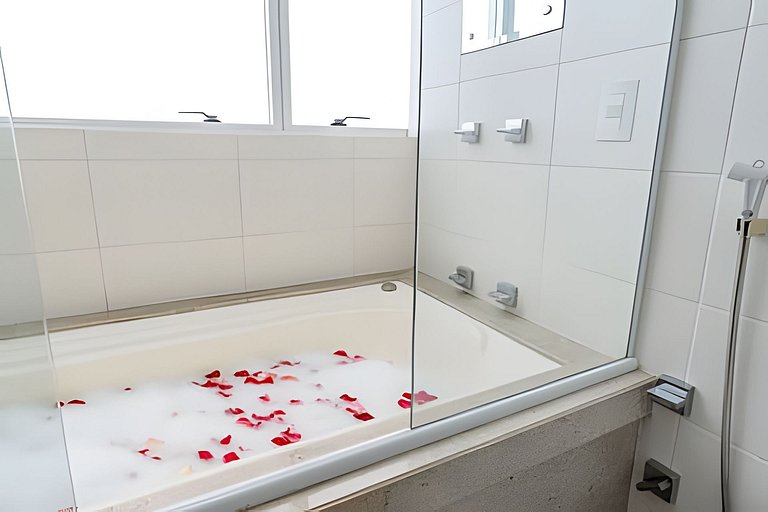 Loft c/ Banheira_Cama King_Região Central Floripa