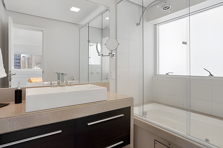 Loft c/ Banheira_Cama King_Região Central Floripa