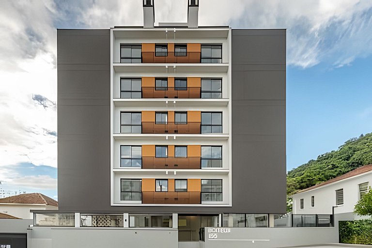 Apto 04_200 metros Av. Mauro Ramos/Prox. IFSC