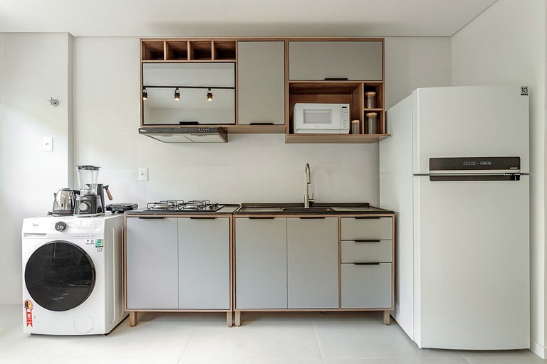 Apto 02_200 metros Av. Mauro Ramos/Prox. IFSC